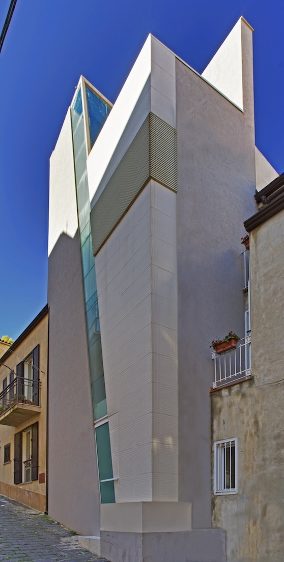 Architteto Iraci, Casa ad Enna